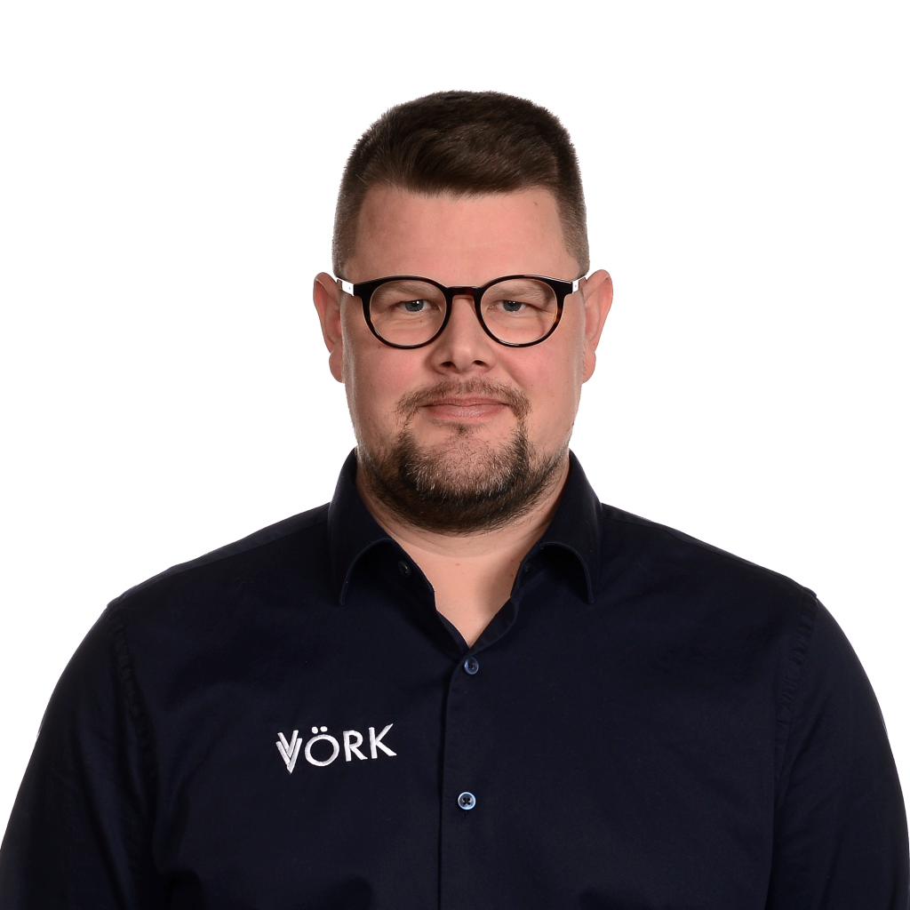 Kuva VÖRK perustajasta, kehittäjästä ja hallituksen puheenjohtajasta Ere. A picture of Ere, the founder, developer, and chairman of VÖRK.